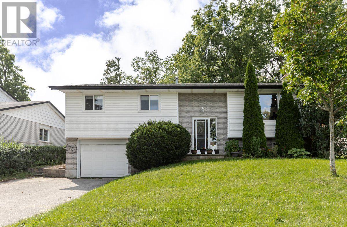931 GOLFVIEW ROAD, Peterborough, Ontario