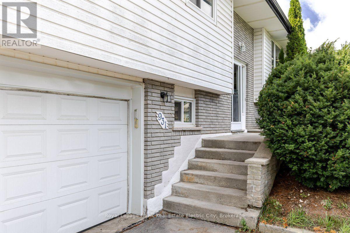 931 Golfview Road, Peterborough, Ontario  K9J 7W2 - Photo 2 - X13754084