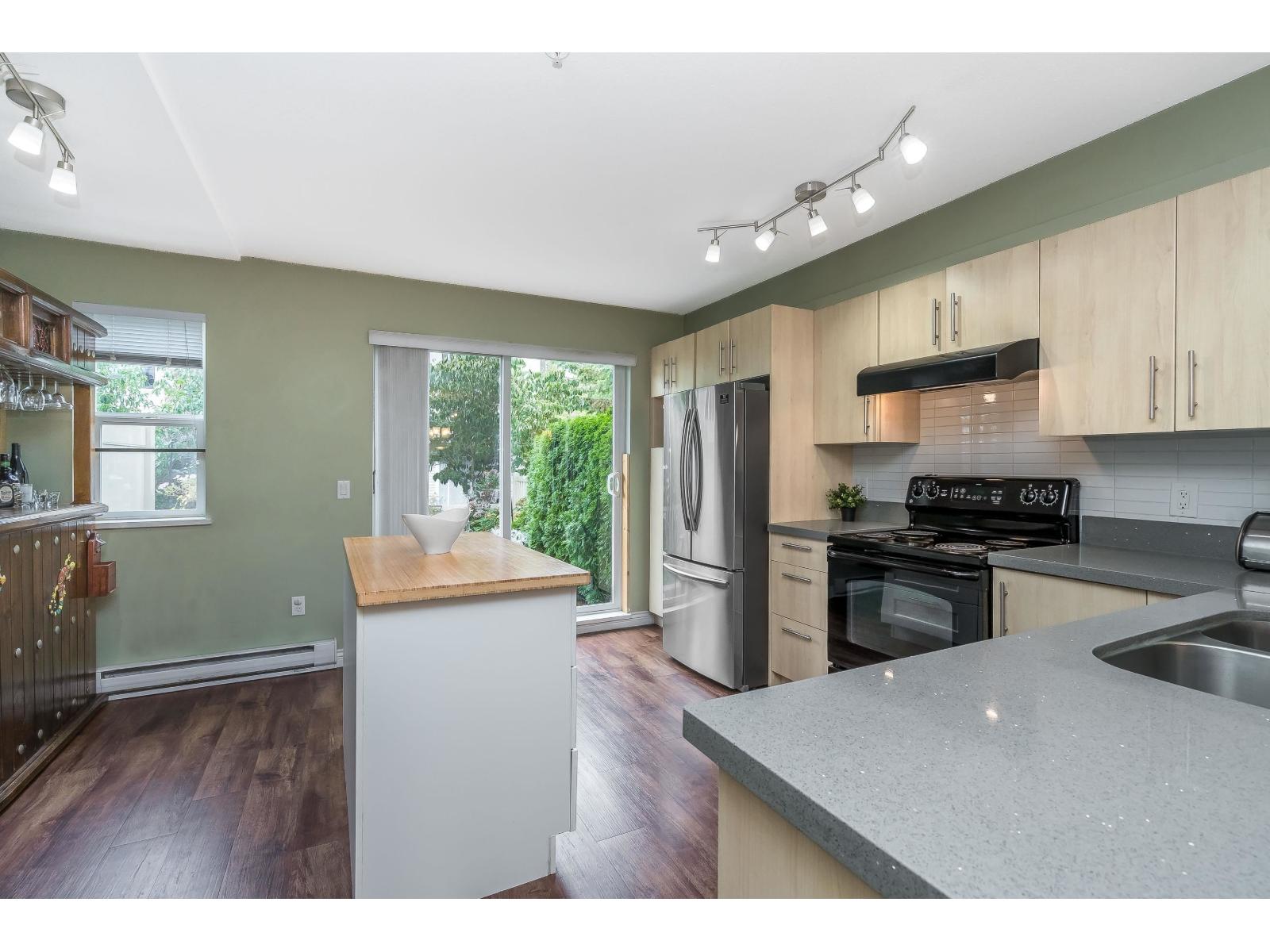 33 20875 80 Avenue, Langley, British Columbia  V2Y 2Y1 - Photo 4 - R3161447