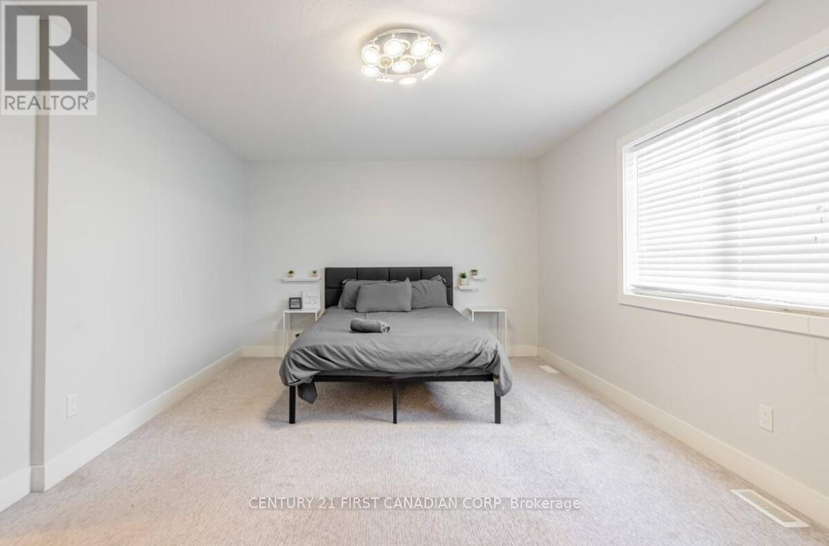 Upper#11 - 2619 Sheffield Boulevard, London South, Ontario N6M 0G4 - Photo 17 - X13754274