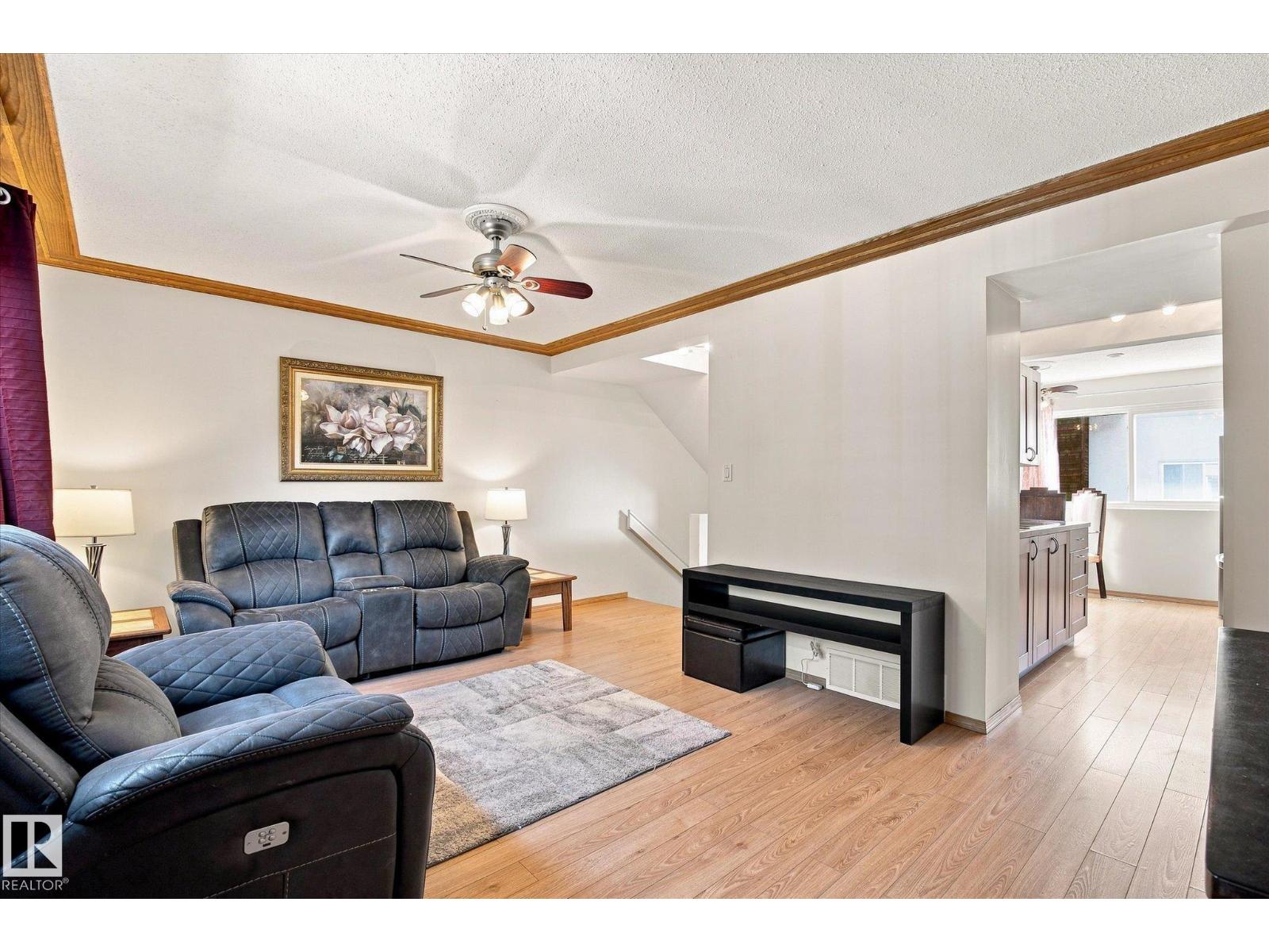 790 Abbottsfield Rd NW, Edmonton, Alberta  T5W 4R4 - Photo 3 - E4506742