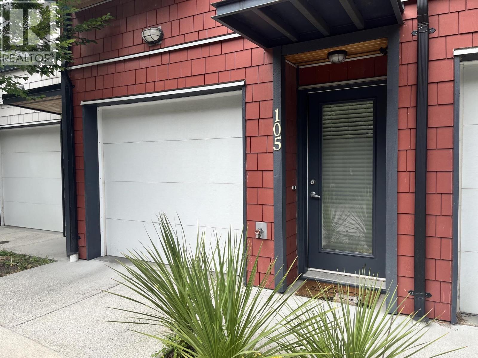 105 7533 GILLEY AVENUE, Burnaby, British Columbia