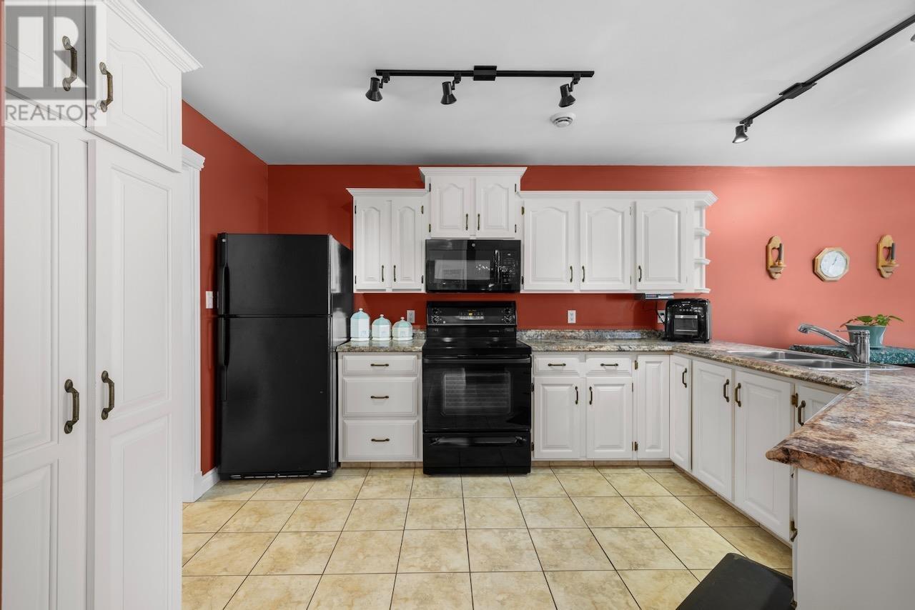 15 Oakland Drive, Charlottetown, Prince Edward Island  C1C 1M9 - Photo 14 - 202622610