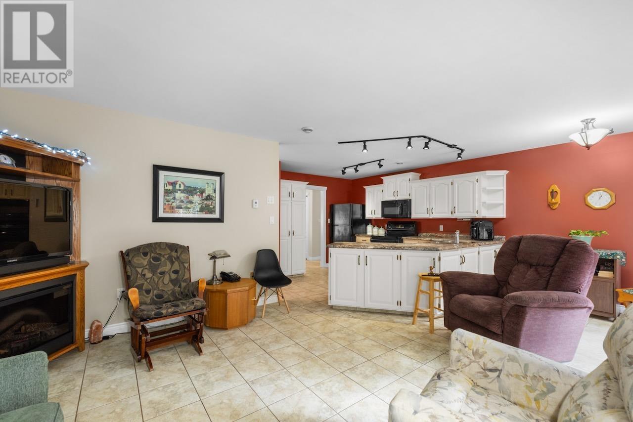 15 Oakland Drive, Charlottetown, Prince Edward Island  C1C 1M9 - Photo 11 - 202622610