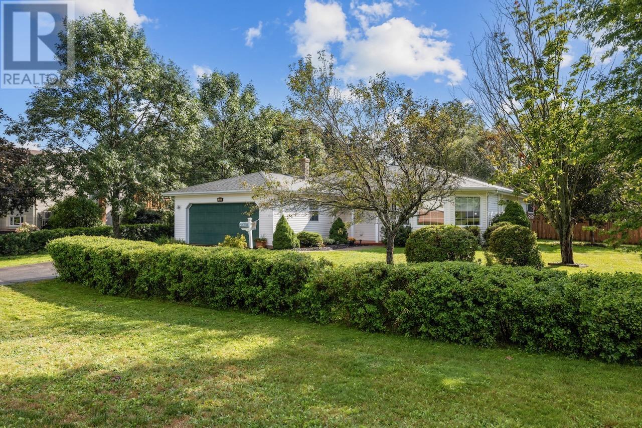 15 Oakland Drive, Charlottetown, Prince Edward Island  C1C 1M9 - Photo 38 - 202622610