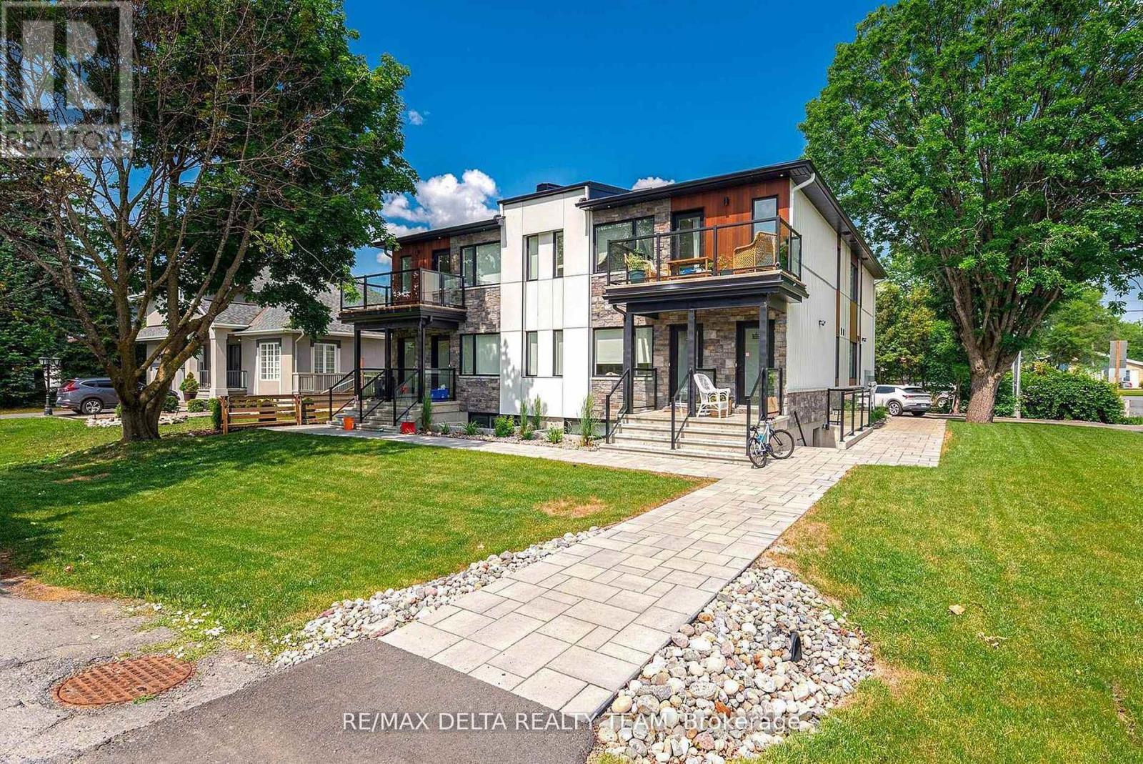 3 - 77a Granton Avenue, Ottawa, Ontario  K2G 1L2 - Photo 2 - X13754228