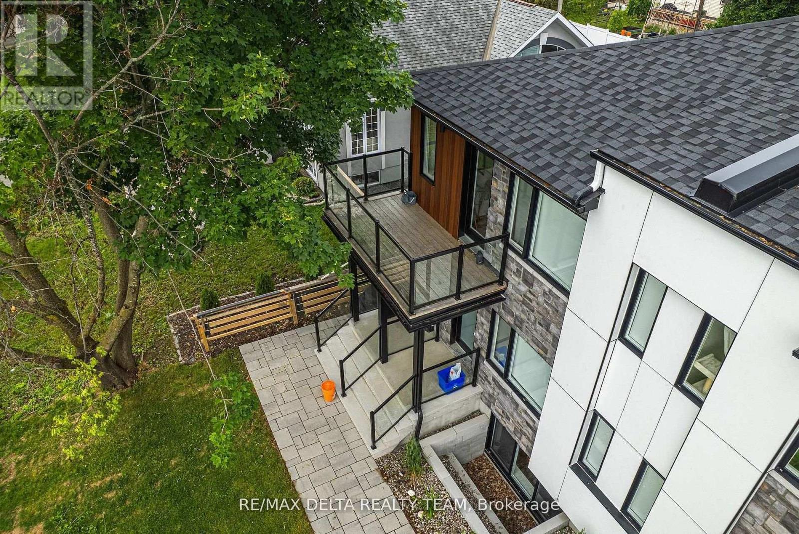 3 - 77a Granton Avenue, Ottawa, Ontario  K2G 1L2 - Photo 4 - X13754228