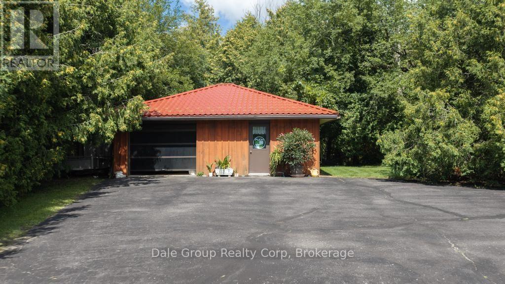 81283 Galt Place, Ashfield-Colborne-Wawanosh, Ontario  N7A 3Y1 - Photo 4 - X12963088
