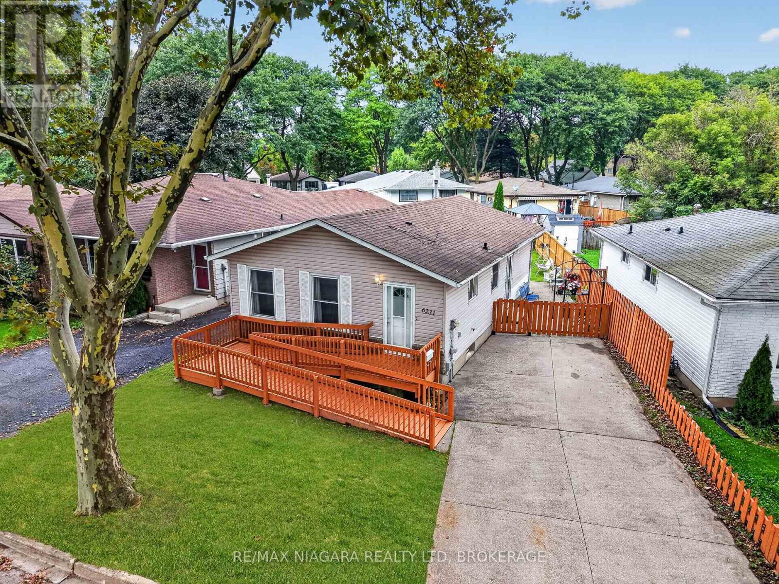 6231 JOHNSON DRIVE, Niagara Falls, Ontario