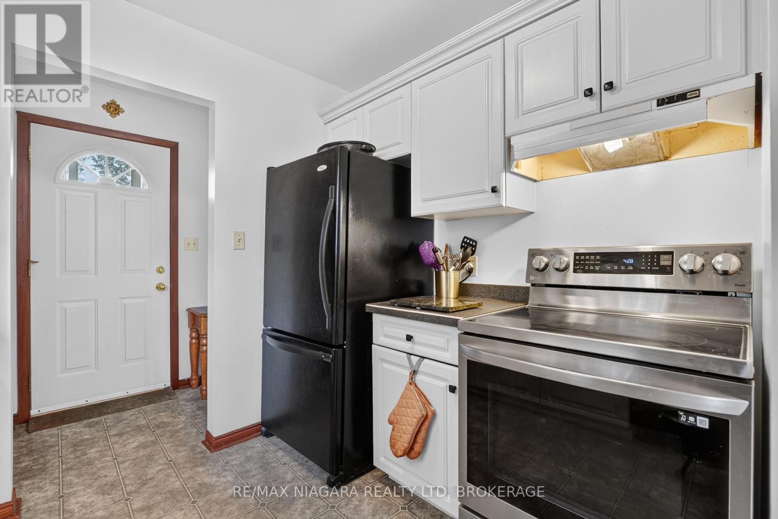 6231 Johnson Drive, Niagara Falls, Ontario  L2J 3J6 - Photo 8 - X13754192