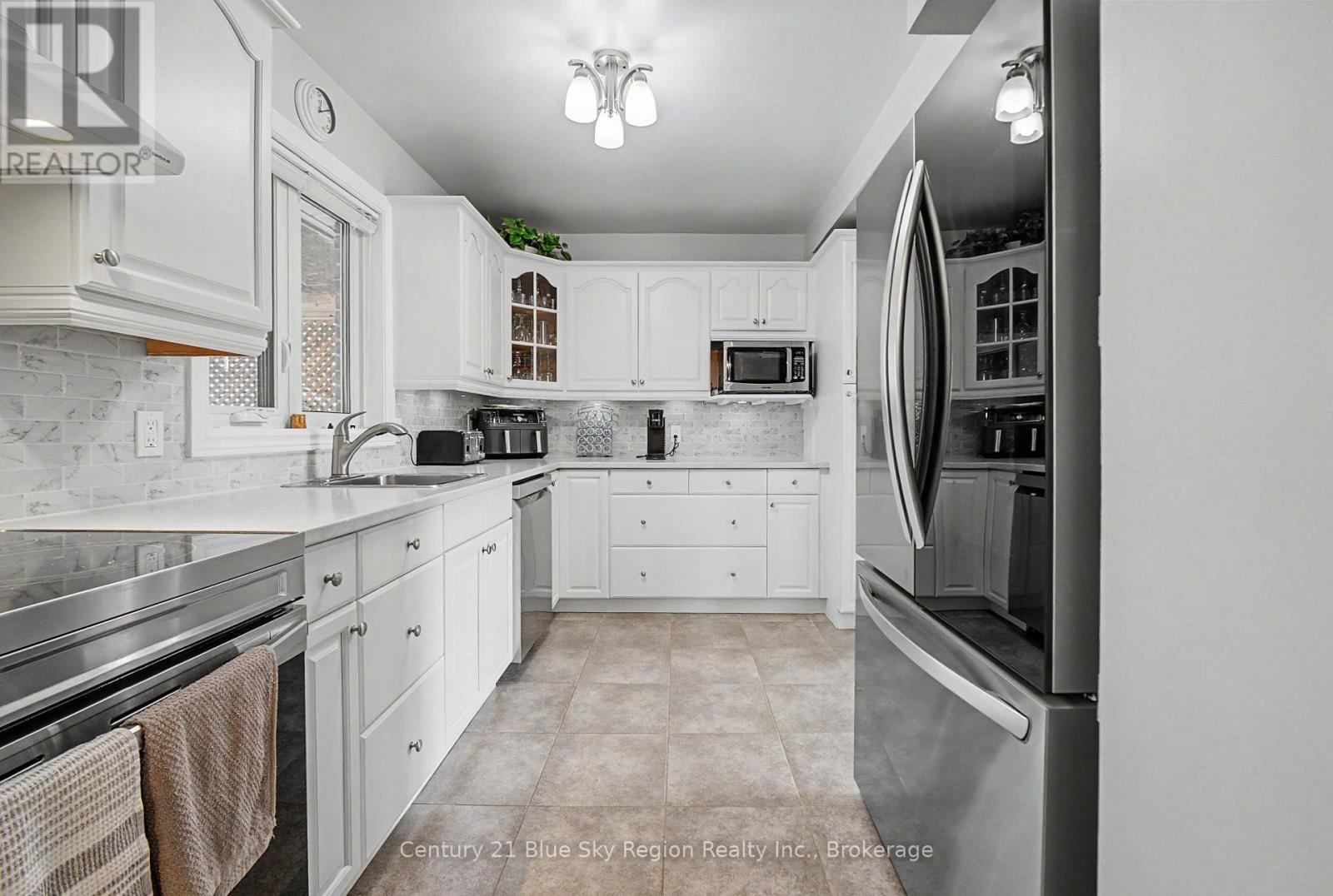 108 Tweedsmuir Drive, North Bay, Ontario  P1A 3T6 - Photo 4 - X13753988