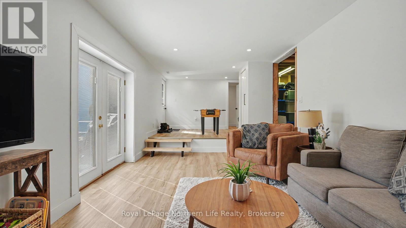 18 Big Bend Avenue, Powassan, Ontario  P0H 1Z0 - Photo 43 - X13754004