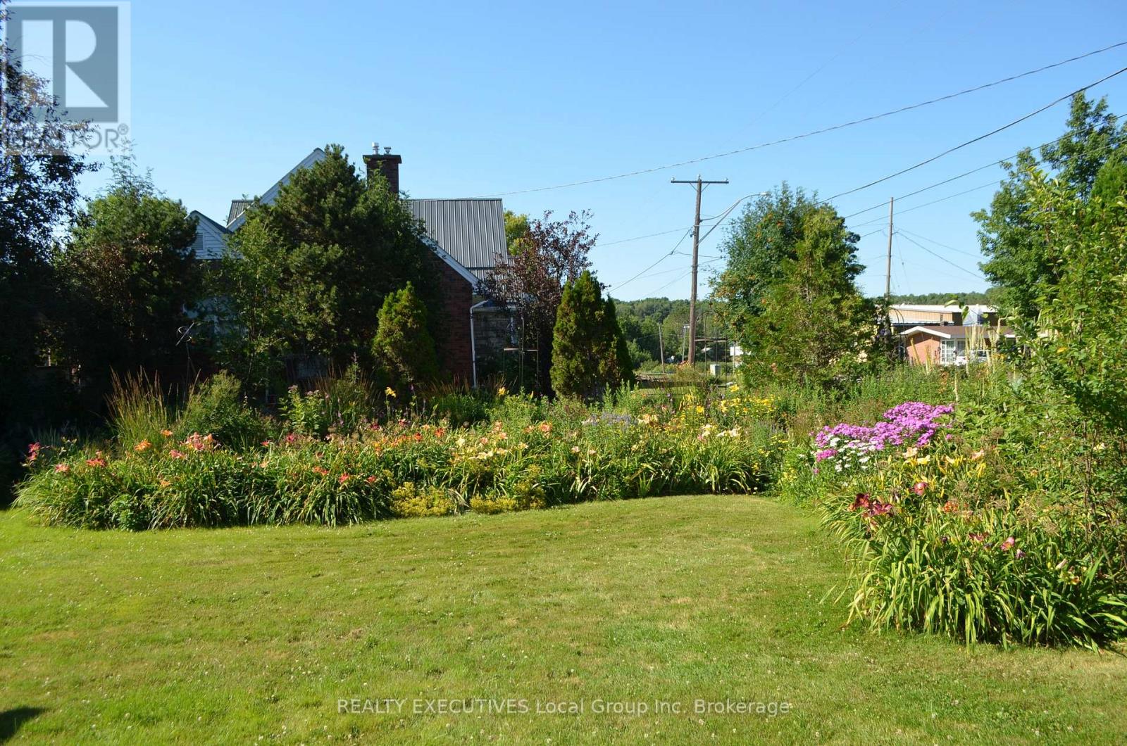 206 Clark Street N, Powassan, Ontario  P0H 1Z0 - Photo 8 - X13754052