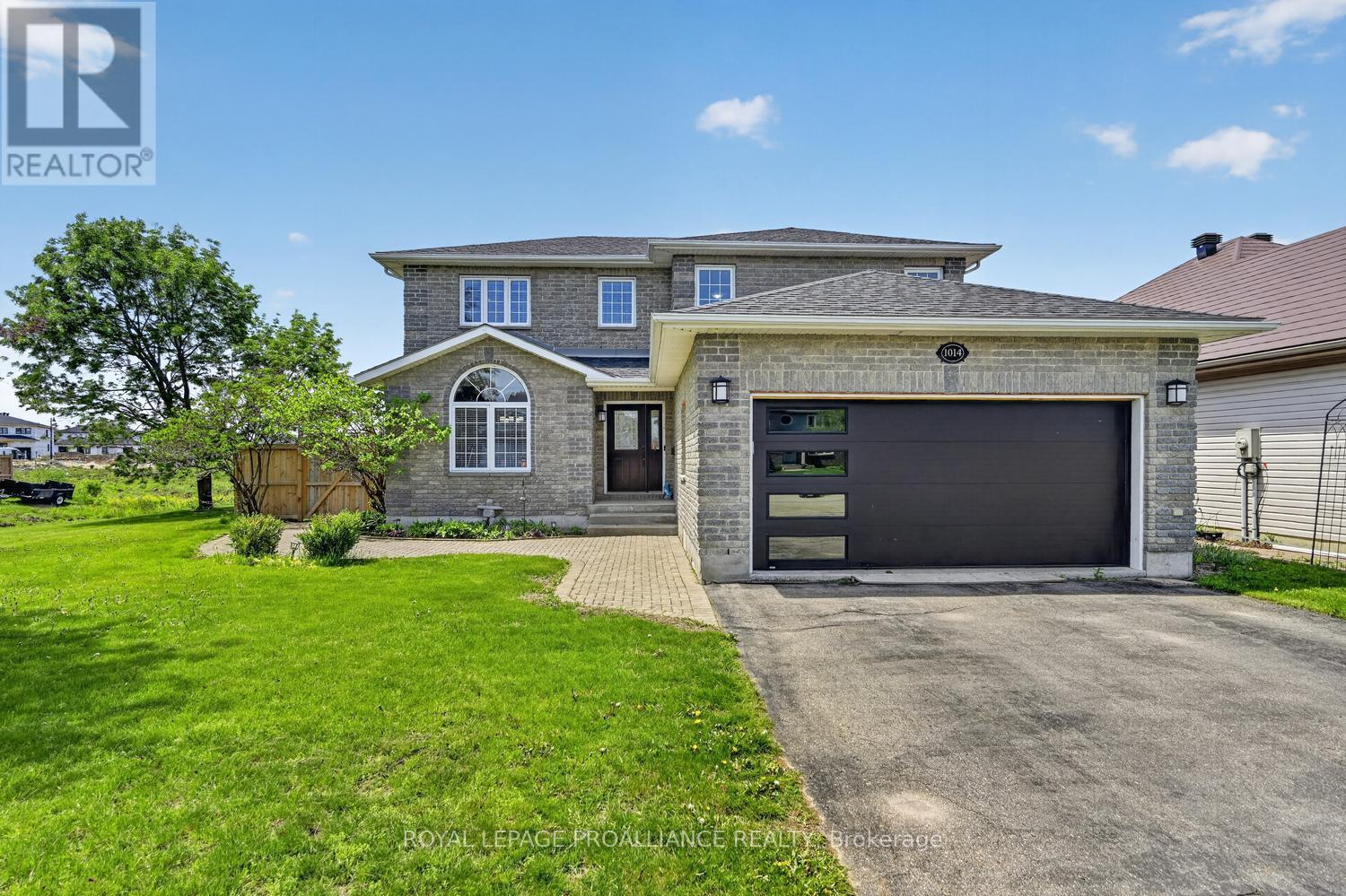 1014 Crestwood Drive, Brockville, Ontario
