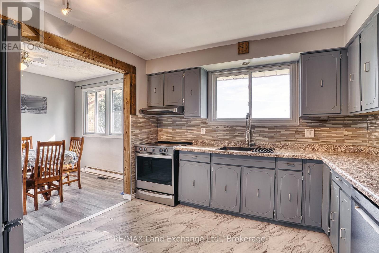 21 Fairview Drive, Arran-Elderslie, Ontario N0G 1L0 - Photo 15 - X13754086