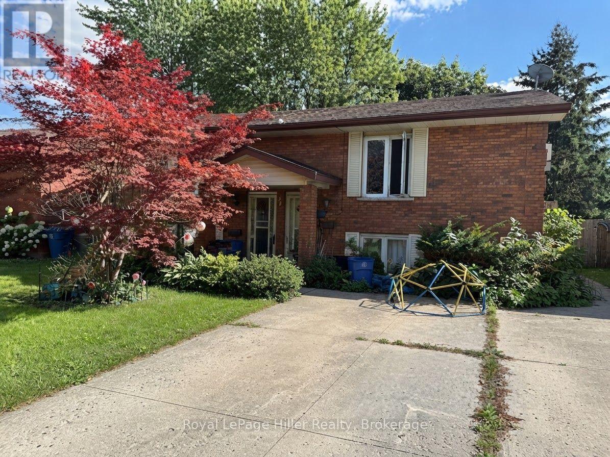 321 Maple Avenue, Stratford, Ontario  N5A 7P6 - Photo 2 - X13754226
