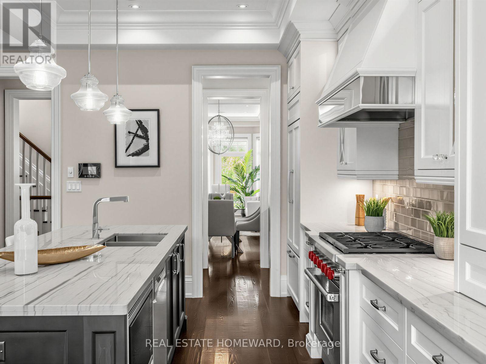 553 Broadway Avenue, Toronto, Ontario M4G 2S2 - Photo 13 - C13753904