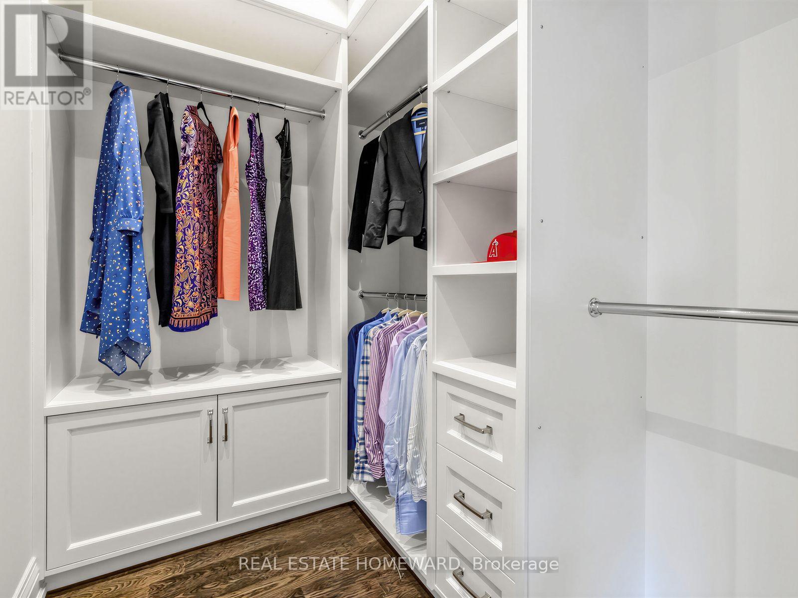 553 Broadway Avenue, Toronto, Ontario M4G 2S2 - Photo 26 - C13753904