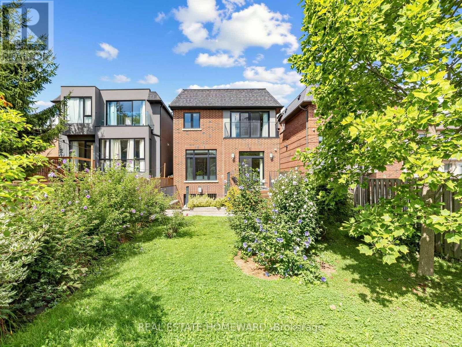 553 Broadway Avenue, Toronto, Ontario M4G 2S2 - Photo 45 - C13753904