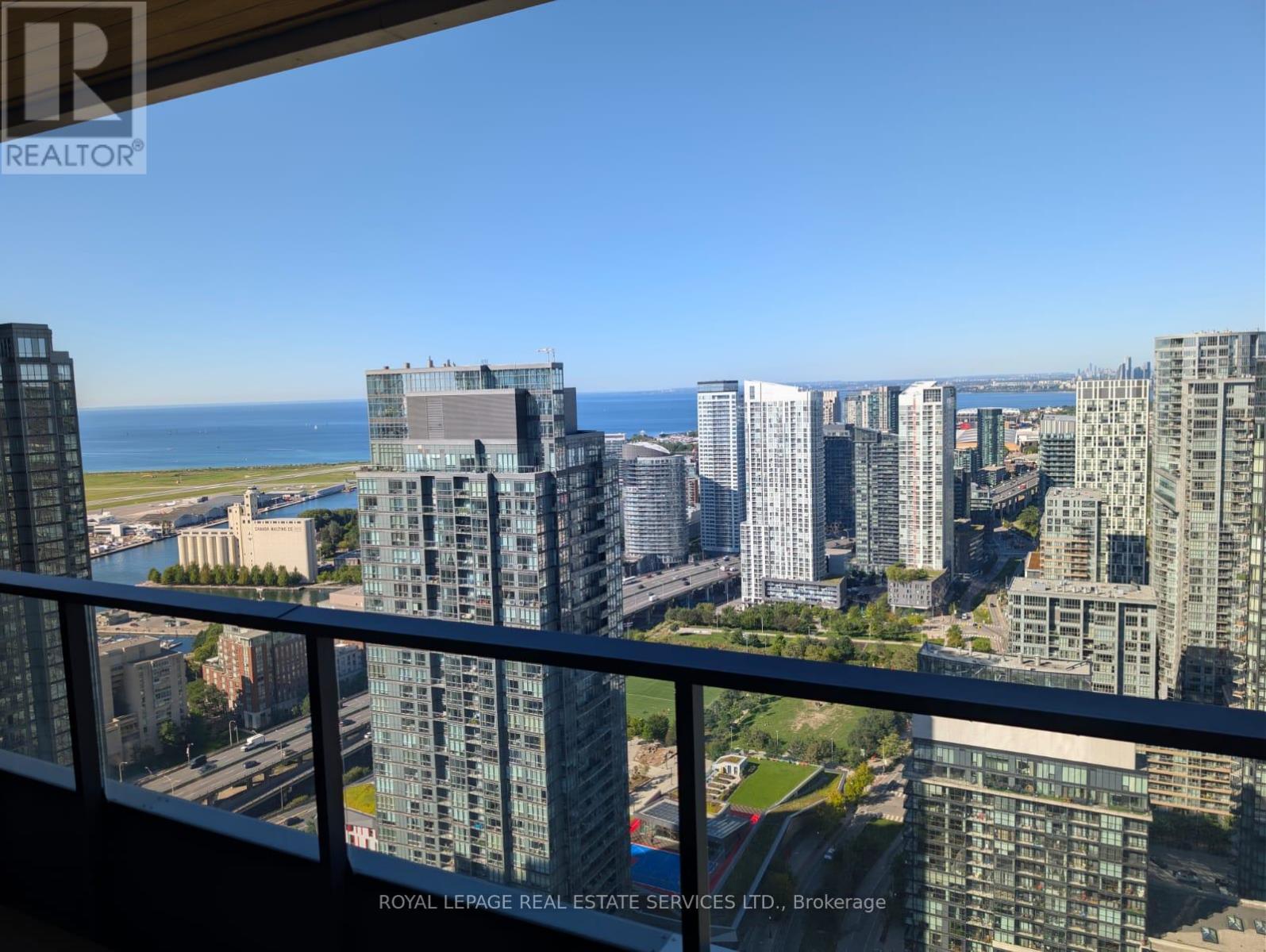 4615 B - 3 CONCORD CITYPLACE WAY, Toronto, Ontario