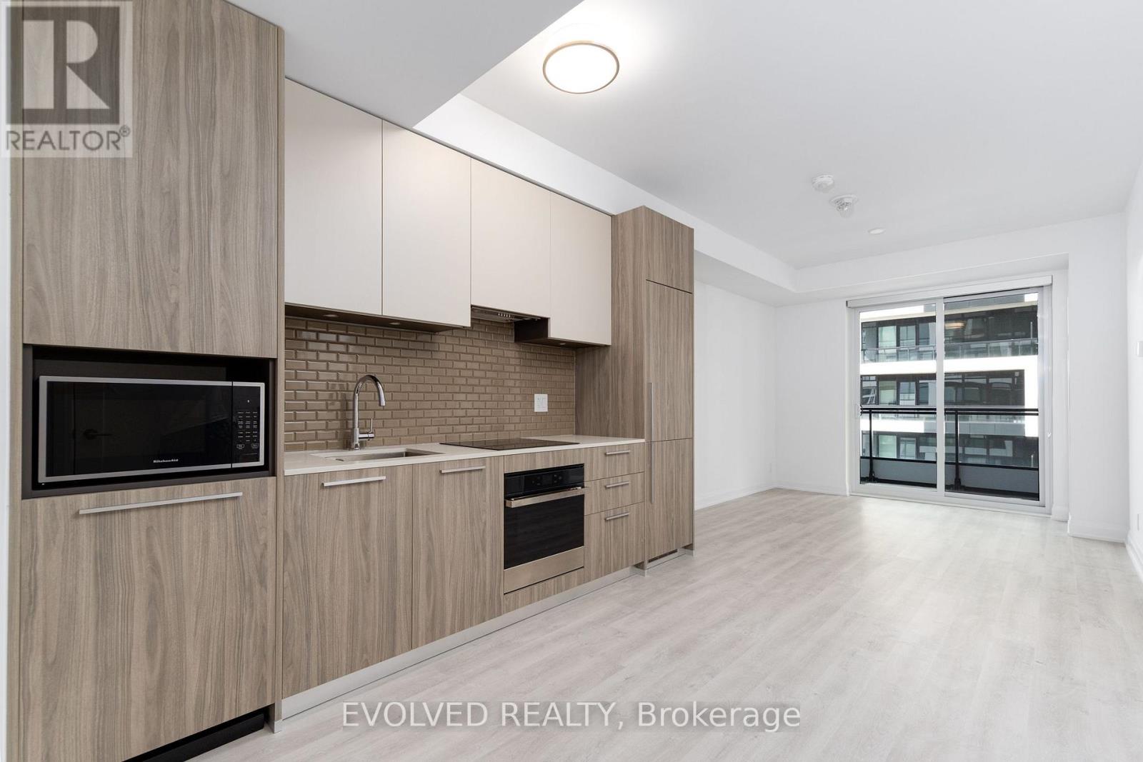 2810 - 65 BROADWAY AVENUE, Toronto, Ontario