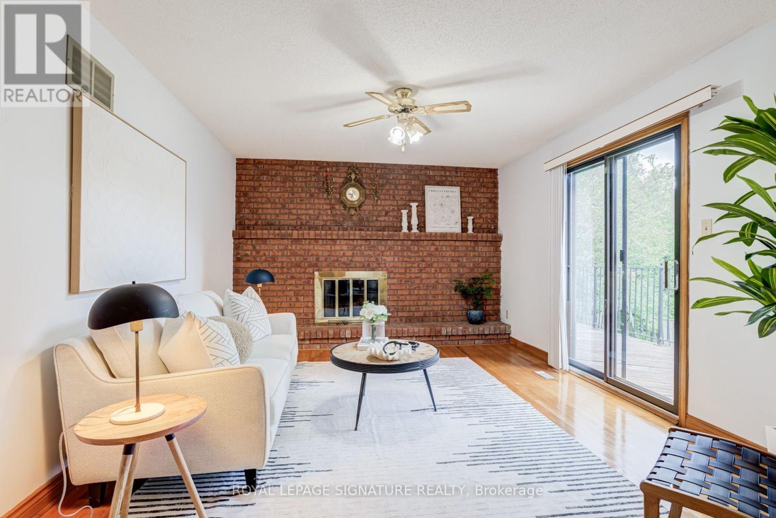 18 Parravano Court, Toronto, Ontario  M2R 3S8 - Photo 11 - C13754088