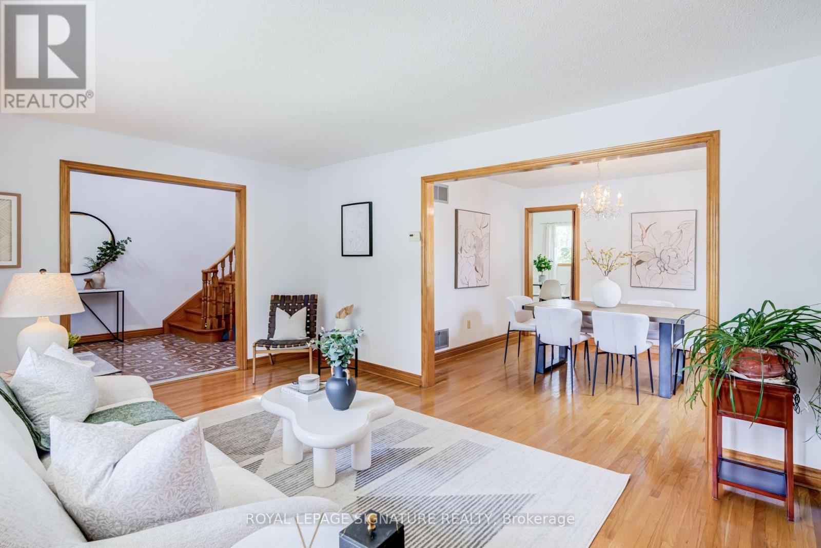 18 Parravano Court, Toronto, Ontario  M2R 3S8 - Photo 5 - C13754088