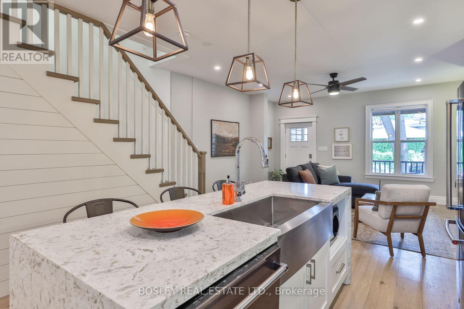 316 Brock Avenue, Toronto, Ontario  M6K 2M4 - Photo 14 - C13754150