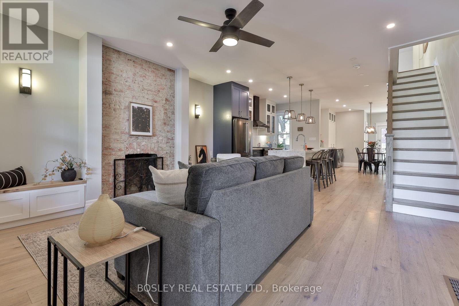 316 Brock Avenue, Toronto, Ontario  M6K 2M4 - Photo 3 - C13754150