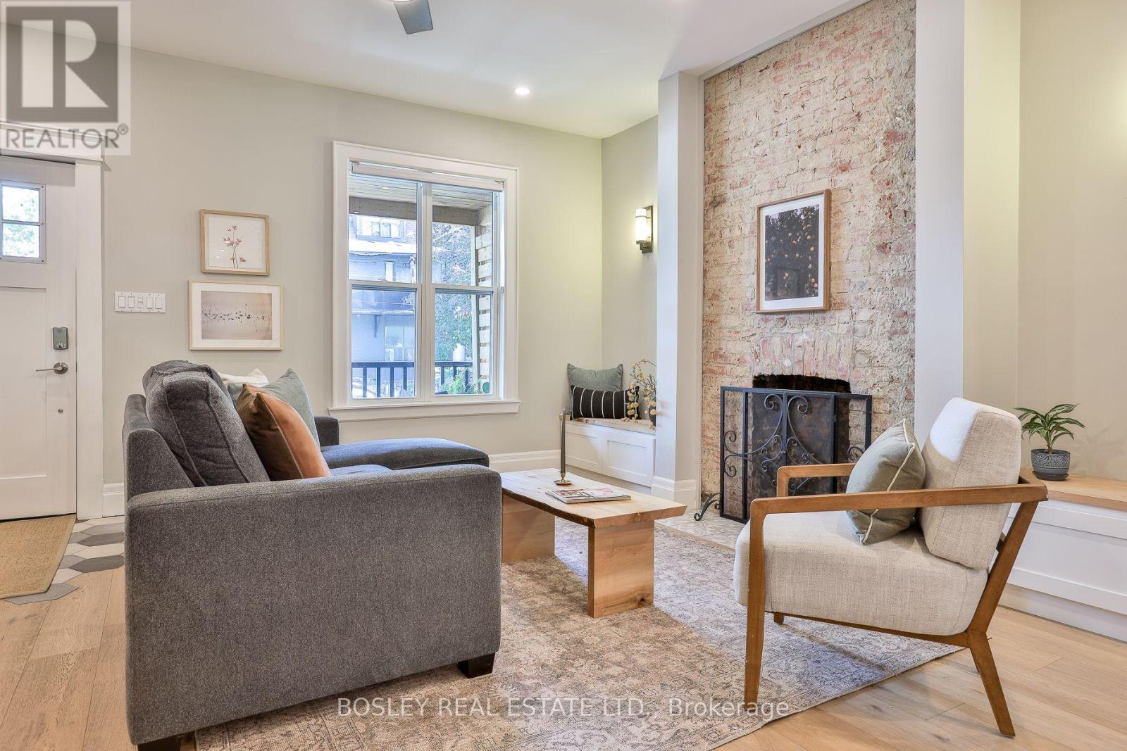 316 Brock Avenue, Toronto, Ontario  M6K 2M4 - Photo 4 - C13754150