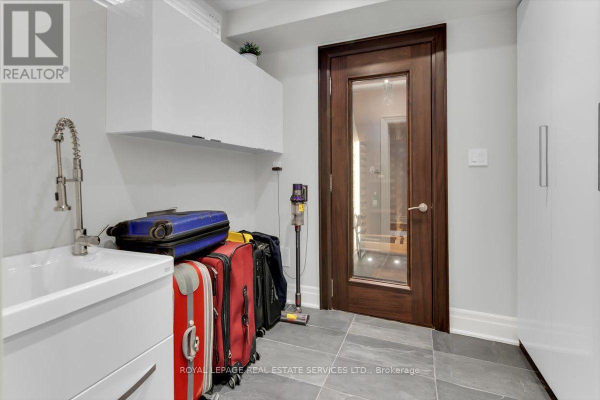 40 Divadale Drive, Toronto, Ontario  M4G 2N9 - Photo 37 - C13754186