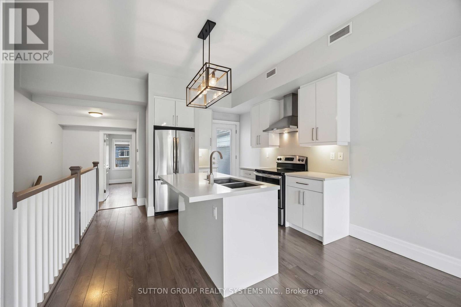 2 - 726 RICHMOND STREET W, Toronto, Ontario