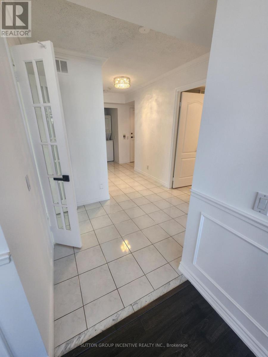 1803 - 265 Ridley Boulevard, Toronto, Ontario M5M 4N8 - Photo 17 - C13754286