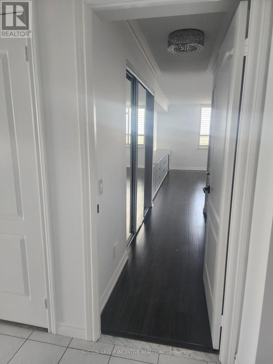 1803 - 265 Ridley Boulevard, Toronto, Ontario M5M 4N8 - Photo 18 - C13754286