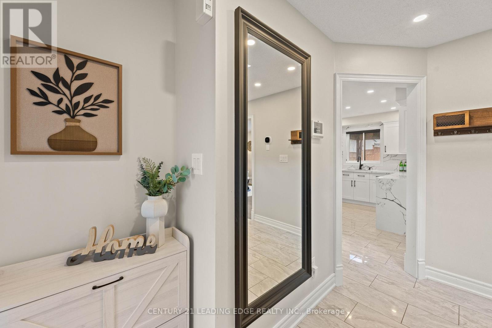 6 Freeland Avenue, Clarington, Ontario  L1C 4R9 - Photo 7 - E13573410