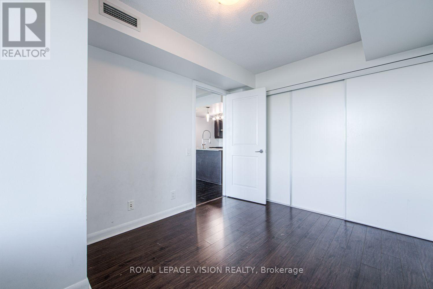 2806 - 190 Borough Drive, Toronto, Ontario  M1P 0B6 - Photo 16 - E13722286