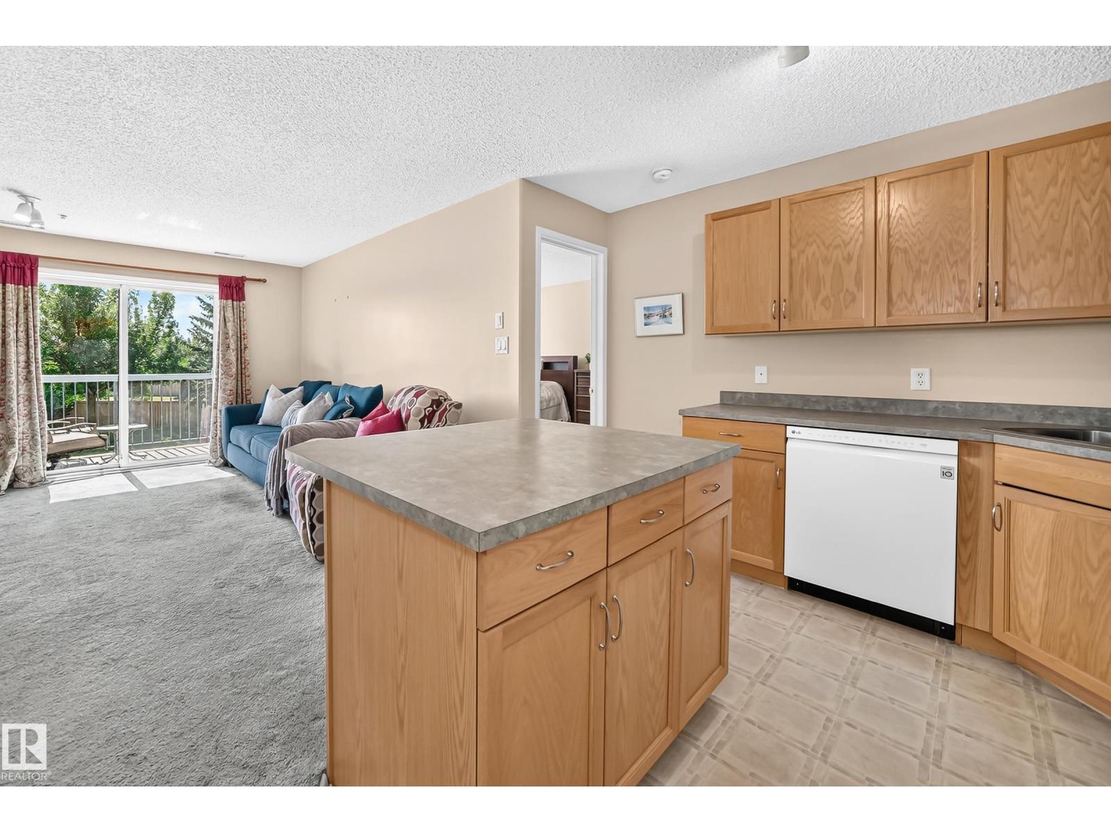#204 16303 95 St NW, Edmonton, Alberta  T5Z 3V1 - Photo 5 - E4506702