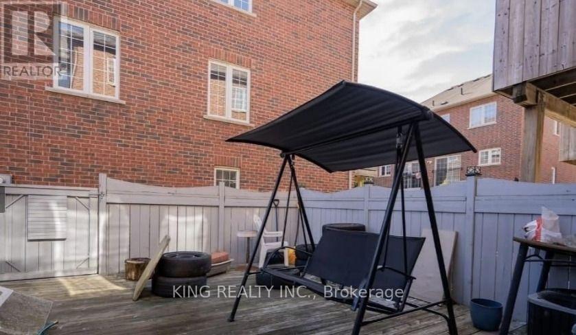 27 Denison Avenue, Brampton, Ontario  L6X 0H2 - Photo 18 - W13559052