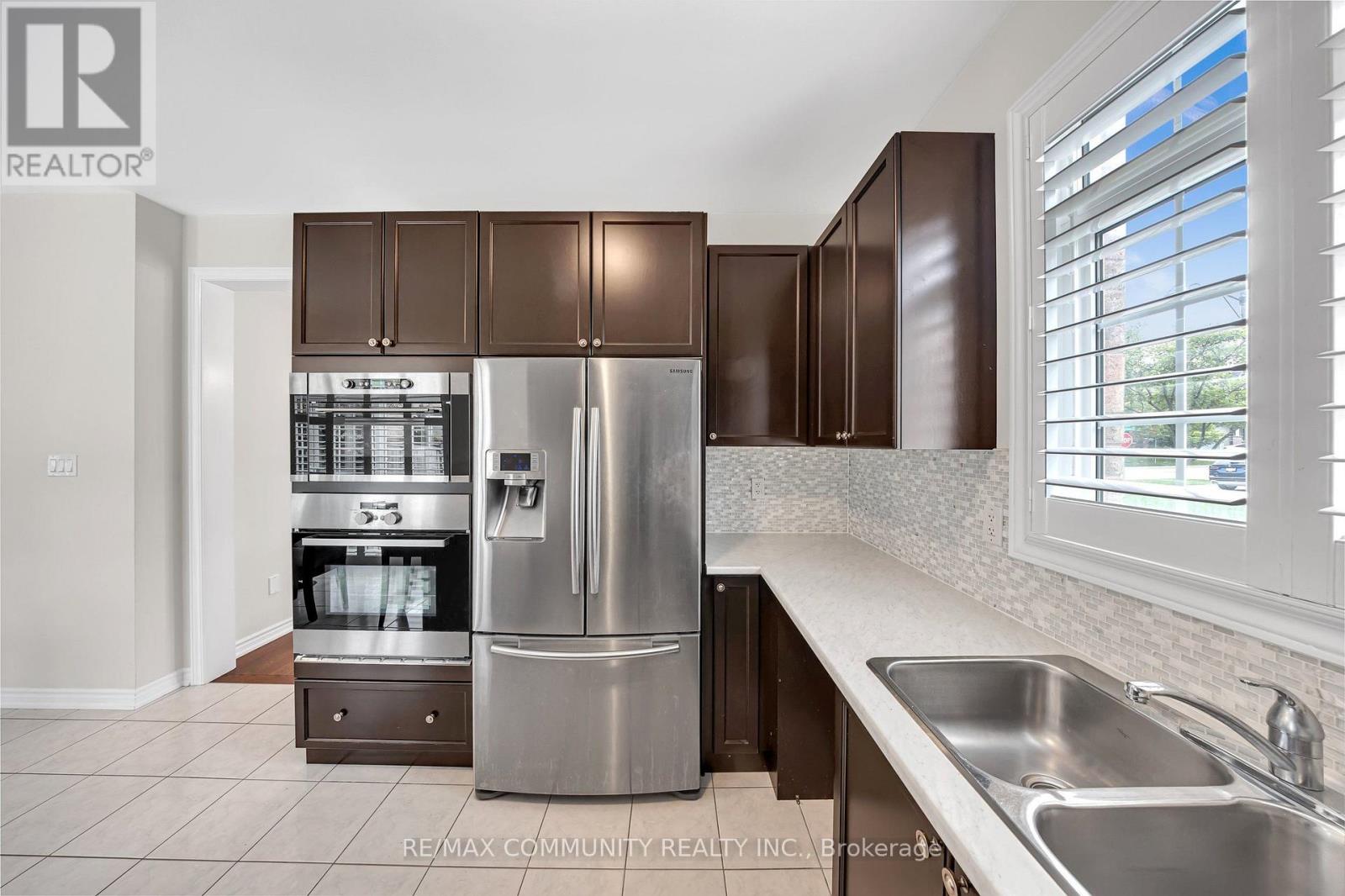 58 Garrardview Street, Ajax, Ontario  L1Z 0L5 - Photo 11 - E13753916