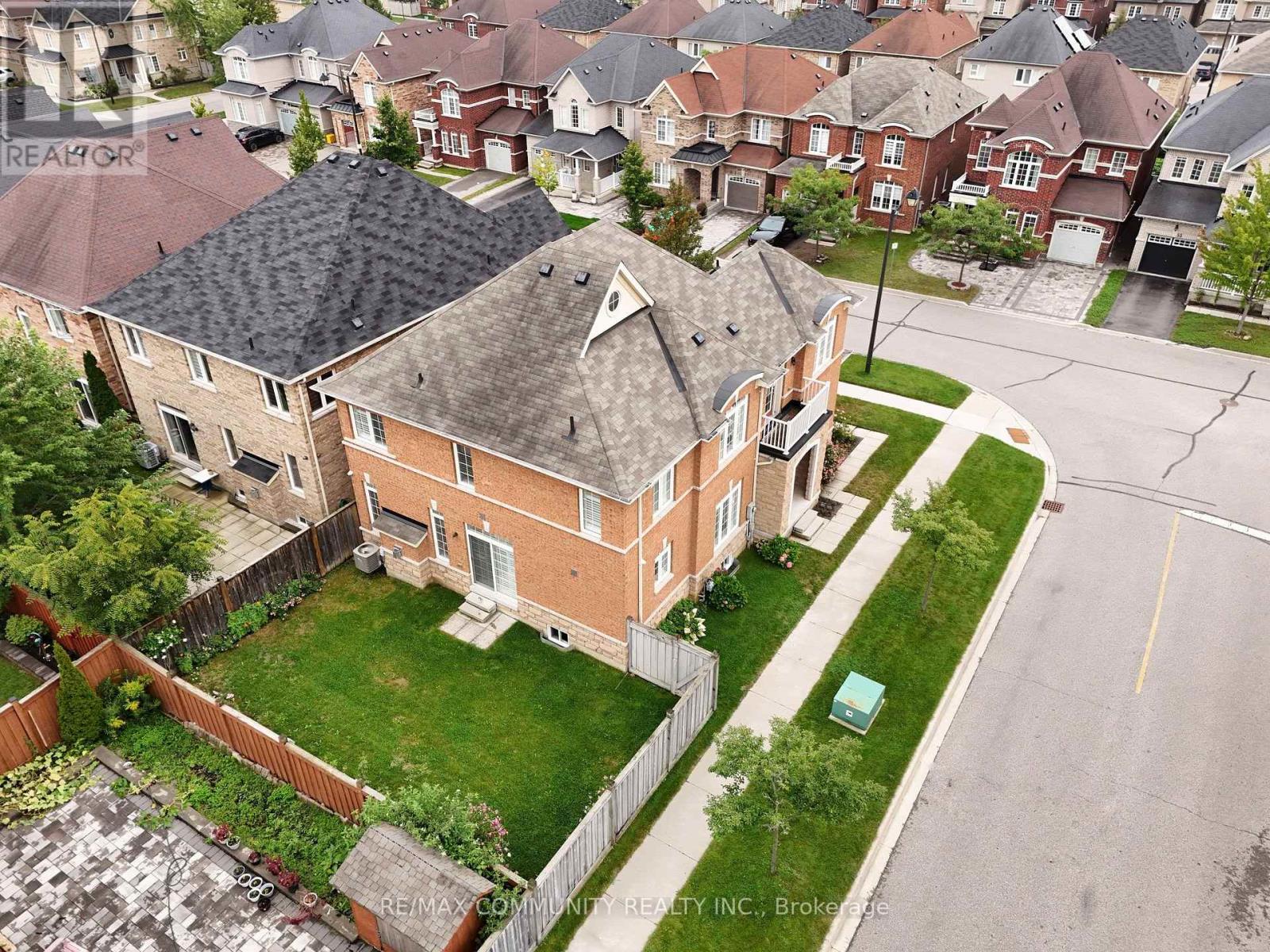 58 Garrardview Street, Ajax, Ontario  L1Z 0L5 - Photo 32 - E13753916