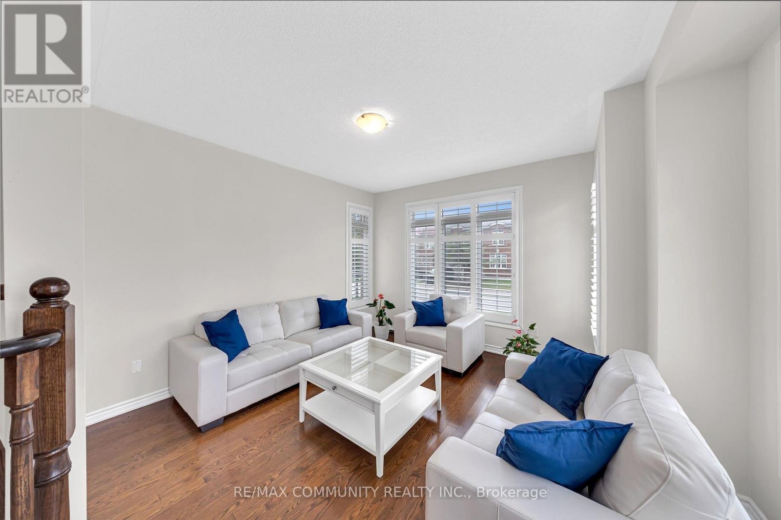 58 Garrardview Street, Ajax, Ontario  L1Z 0L5 - Photo 4 - E13753916