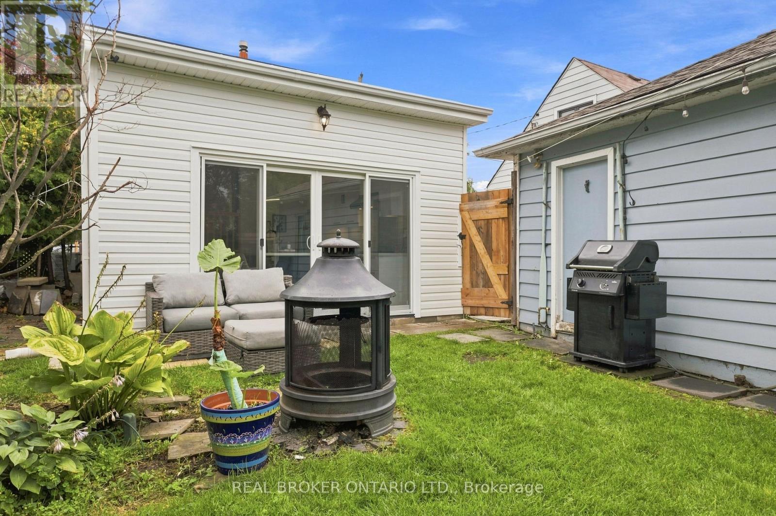 78 Squires Avenue, Toronto, Ontario M4B 2R5 - Photo 35 - E13753946