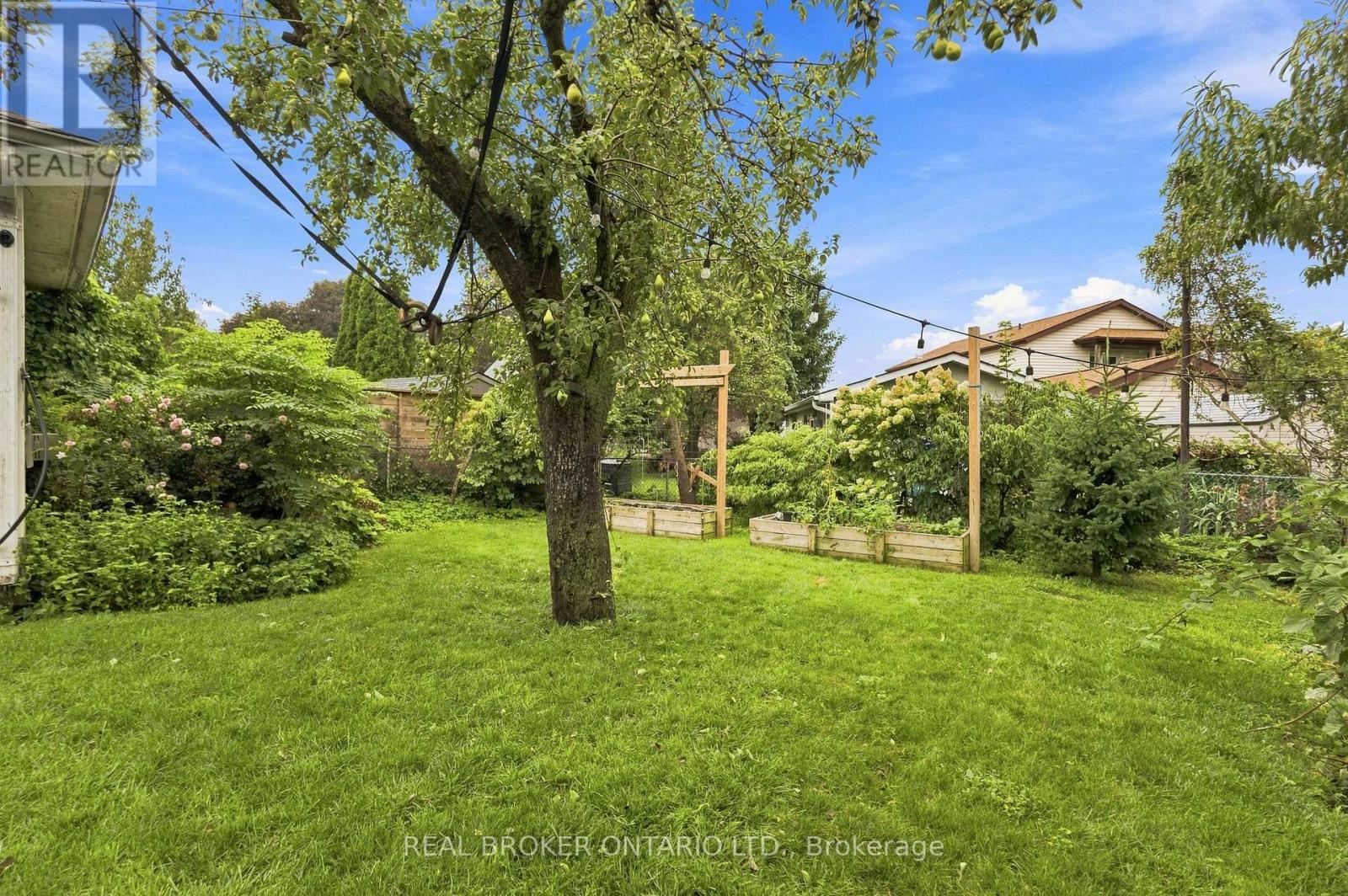78 Squires Avenue, Toronto, Ontario M4B 2R5 - Photo 36 - E13753946