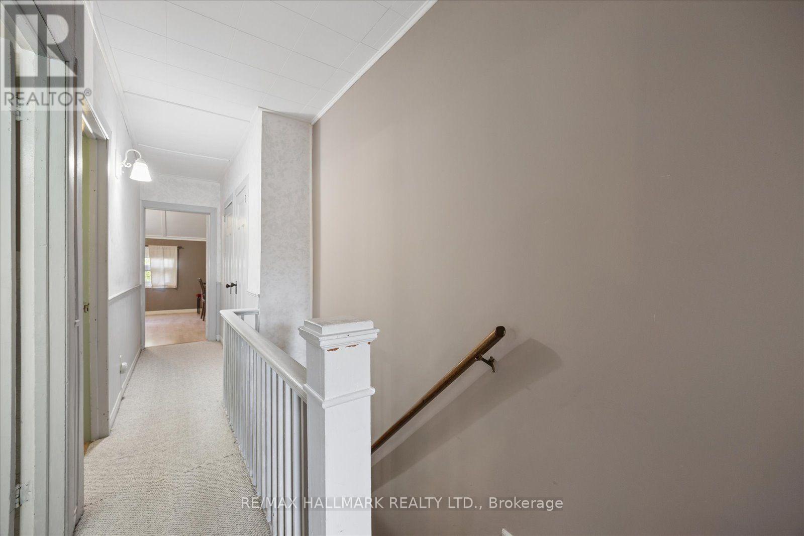 69 Alton Avenue, Toronto, Ontario  M4L 2M3 - Photo 21 - E13753978