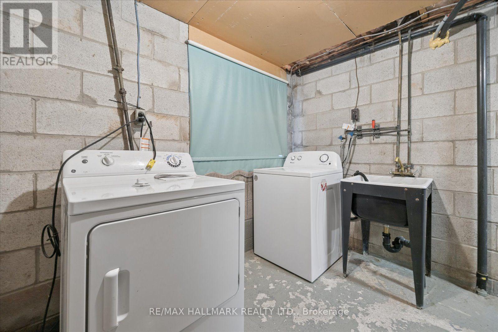 69 Alton Avenue, Toronto, Ontario  M4L 2M3 - Photo 33 - E13753978
