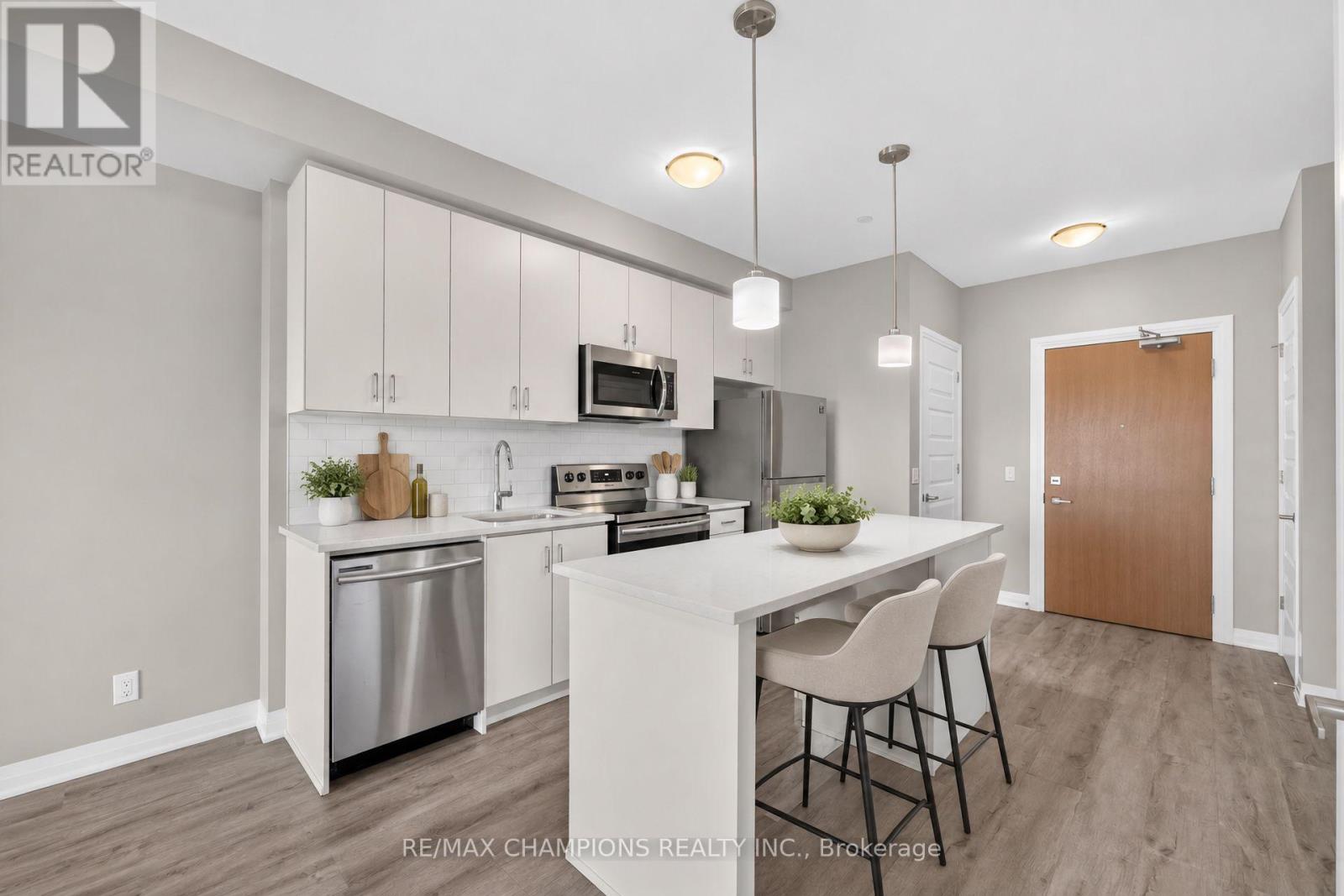 308 - 128 Grovewood Common, Oakville, Ontario  L6H 0X3 - Photo 12 - W13745084