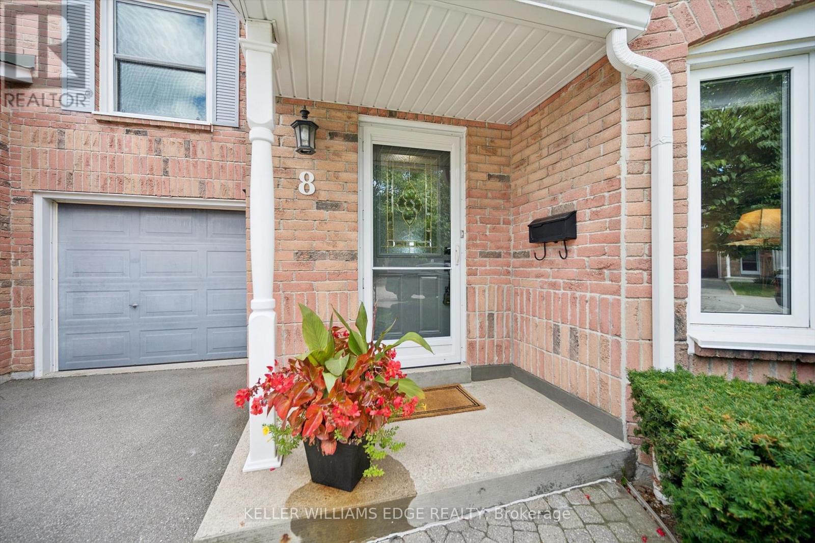 8 - 2155 Duncaster Drive, Burlington, Ontario  L7P 4R3 - Photo 5 - W13728716