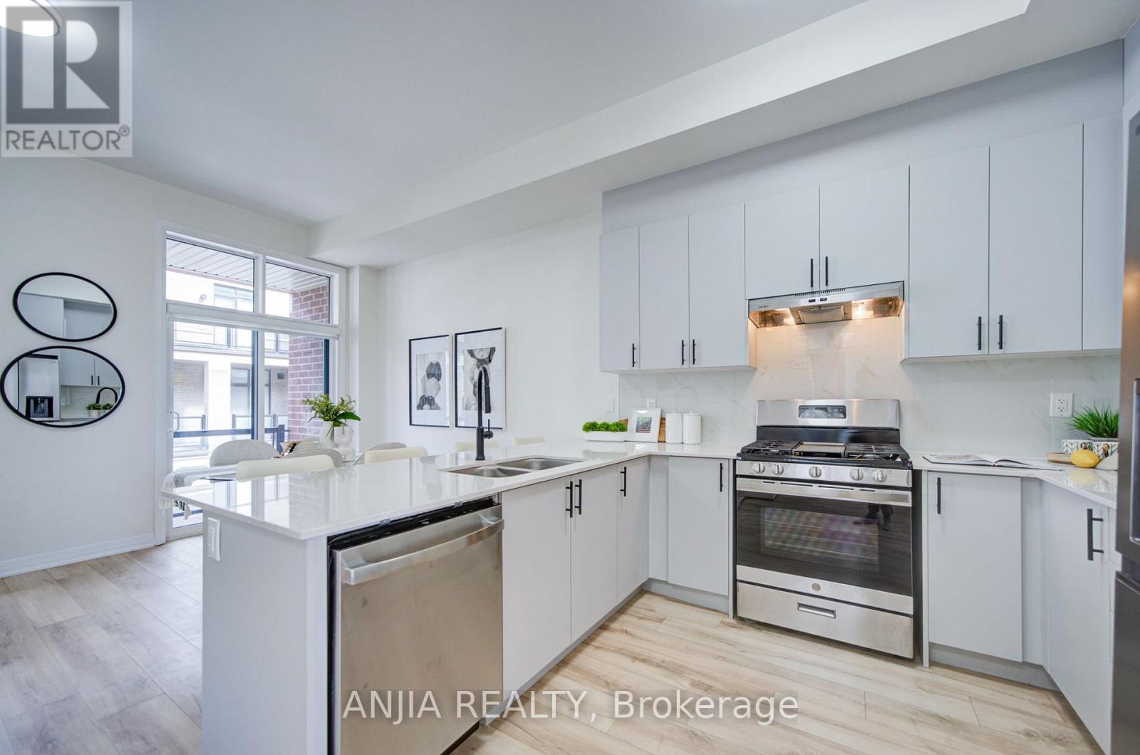 41 Kahshe Lane, Richmond Hill, Ontario  L4S 0N7 - Photo 9 - N13753858