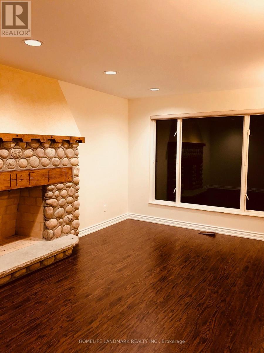 186 Huntington Park Drive, Markham, Ontario  L3T 7A7 - Photo 3 - N13753898