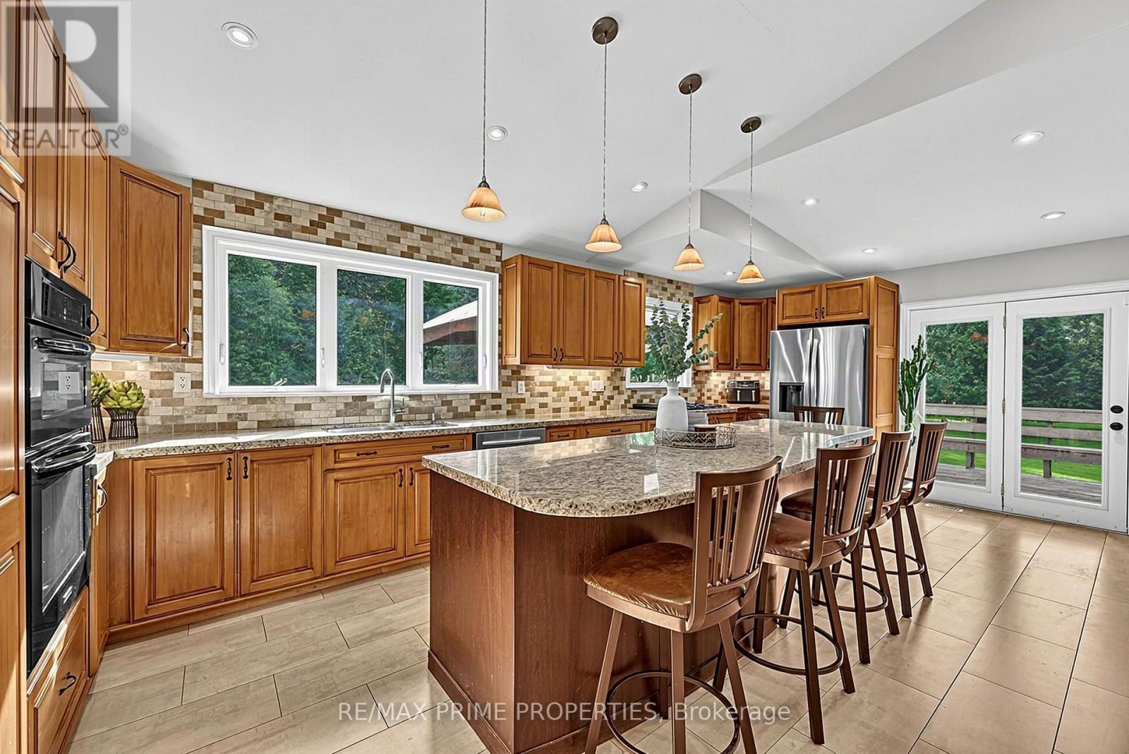 25625 Valley View Drive, Georgina, Ontario  L0E 1R0 - Photo 7 - N13753964